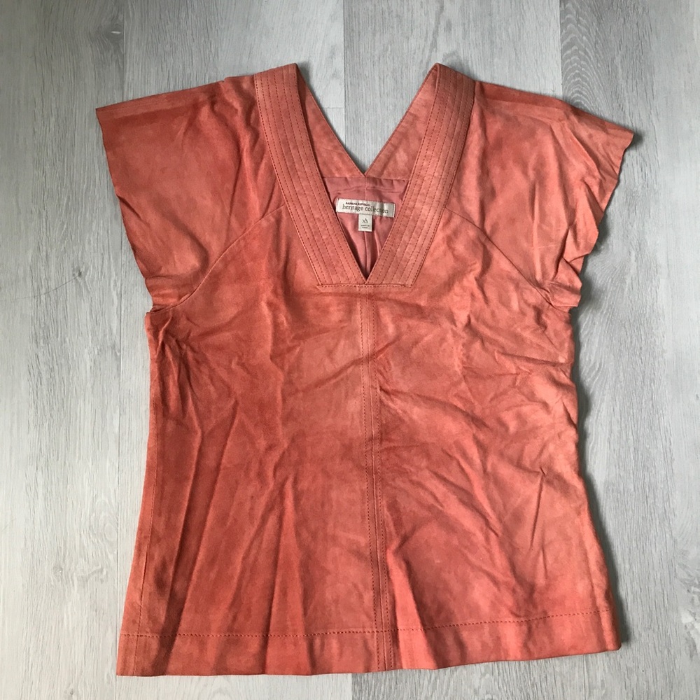 BANANA REPUBLIC PINK PEACHY LEATHER V NECK SUEDE BLOUSE V NECK XS